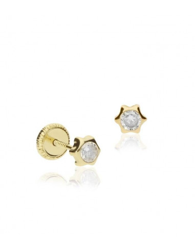 Vista lateral de pendientes para bebé en oro de 18k en forma de estrella con circonita central, diferentes medidas disponibles.